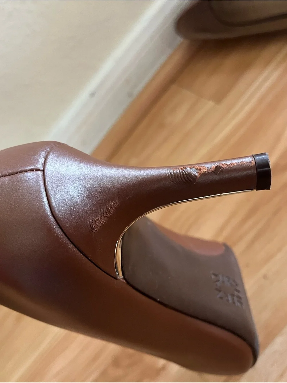 Naturalizer Brown Pointed Leather Pumps